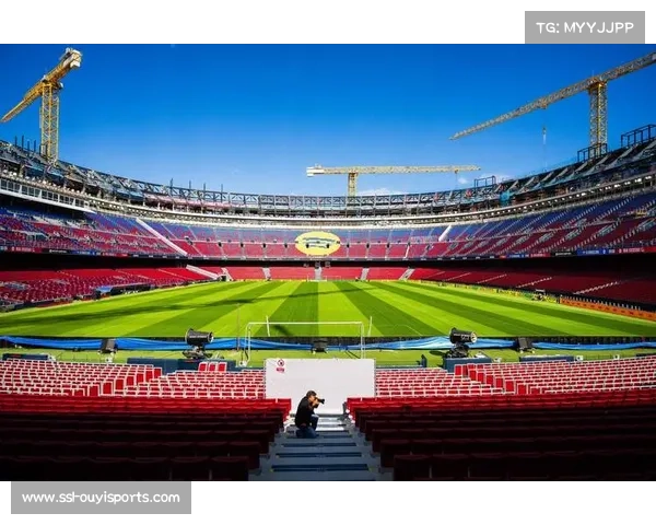 蒙锥克球场备用方案解析，巴萨主场过渡期